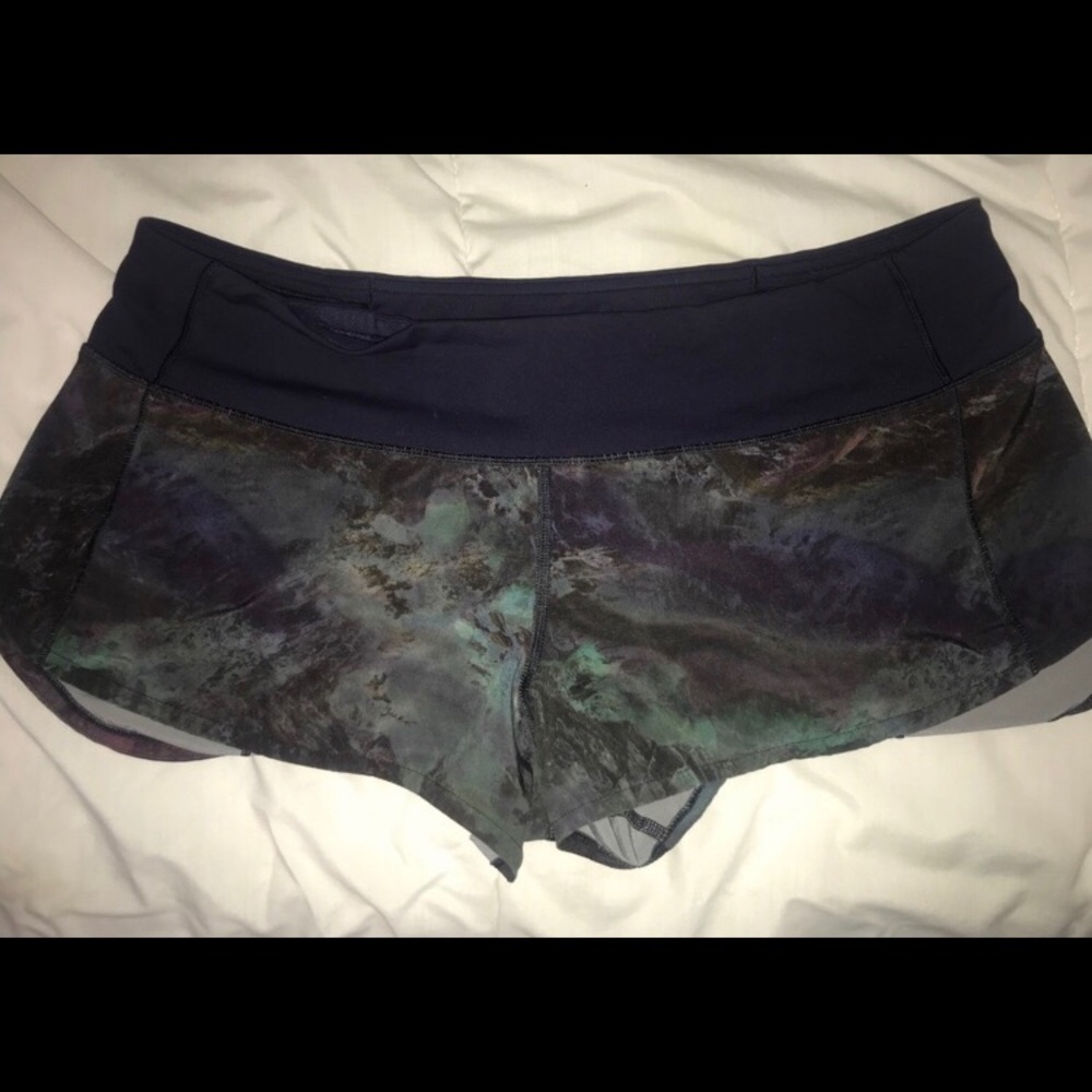 Lululemon speed shorts 2.5 in inseam size 10 rare